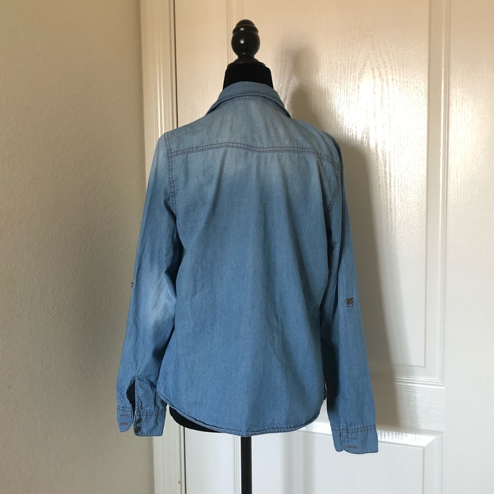 Chambray Button Up - Picture 3 of 6